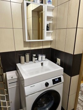 2-к квартира, 1/1 эт., 85м²