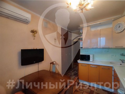 3-к квартира, 10/12 эт., 58м²