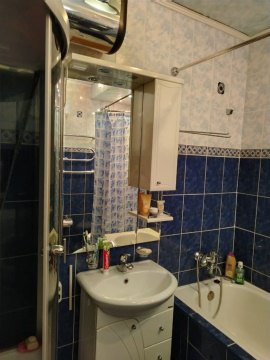 3-к квартира, 4/5 эт., 61м²